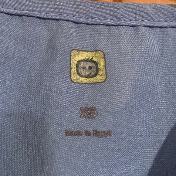 Wonder Wink four-stretch v-neck Scrub top - Picture 5 of 5